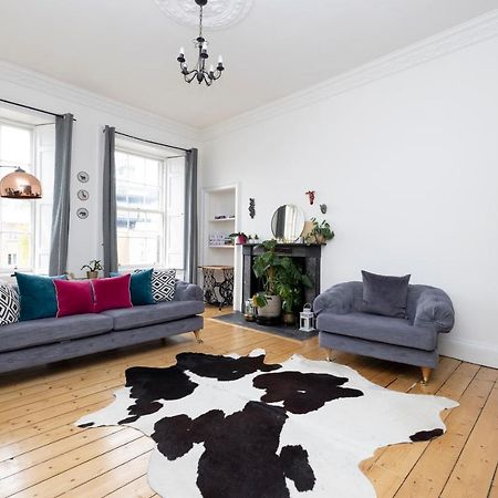 Altido Glamorous 2-Bed Flat Near Edinburgh Castle Exterior foto