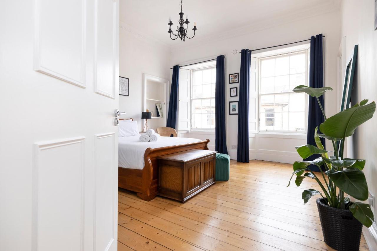 Altido Glamorous 2-Bed Flat Near Edinburgh Castle Exterior foto